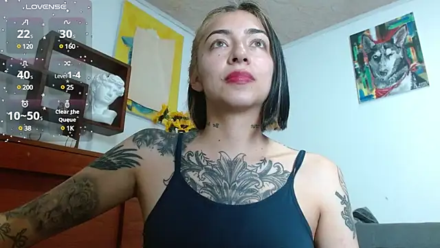 ZoeBakers  online show from 5, 2, 2025