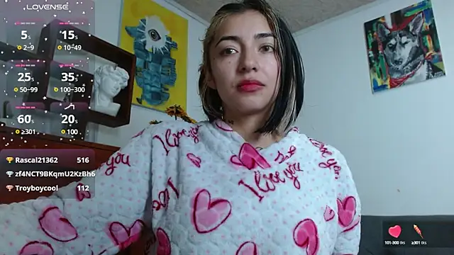 ZoeBakers  online show from 28, 2, 2025