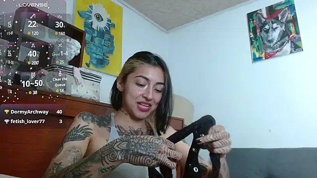 ZoeBakers  online show from 12, 3, 2025