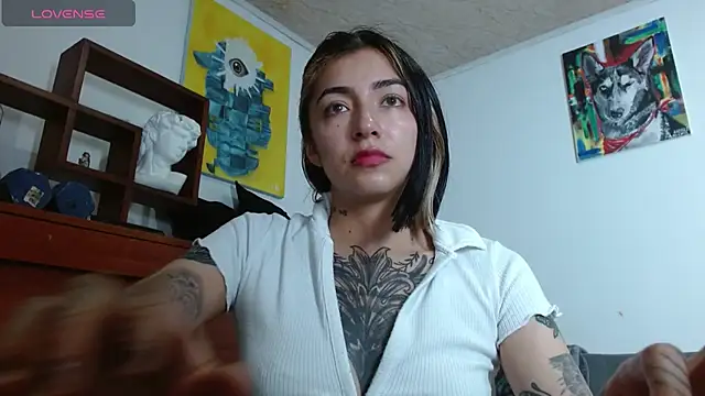 ZoeBakers  online show from 21, 3, 2025