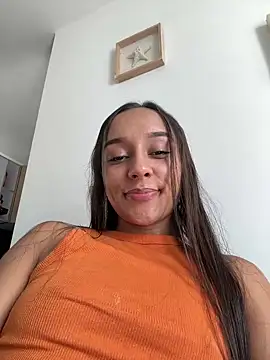 Snapshot of dominantandsubmissiveshow chatting on 27, 12, 2024 dominantandsubmissiveshow online show from 27, 12, 2024