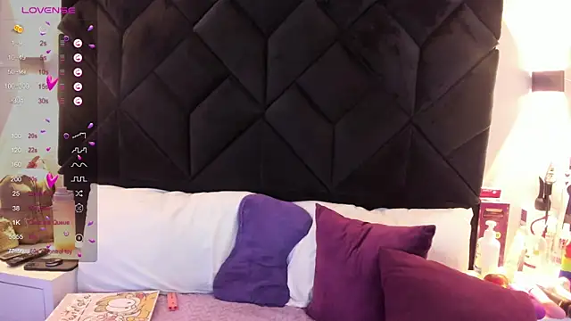 Snapshot of letiziia_sky1 chatting on 10, 2, 2025 letiziia sky1 online show from 10, 2, 2025