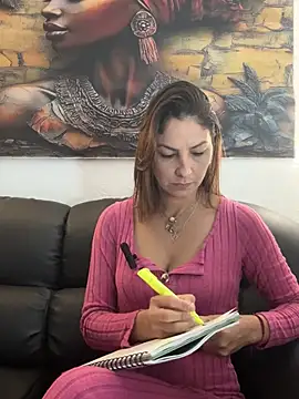 Snapshot of letiziia_sky1 chatting on 10, 2, 2026 letiziia sky1 online show from 10, 2, 2026