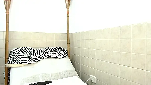 merlyna goldens online show from 15, 3, 2025