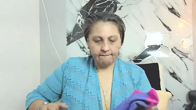 merlyna goldens online show from 11, 10, 2025