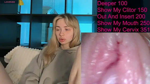 Snapshot of jannemary chatting on 29, 9, 2025 jannemary online show from 29, 9, 2025