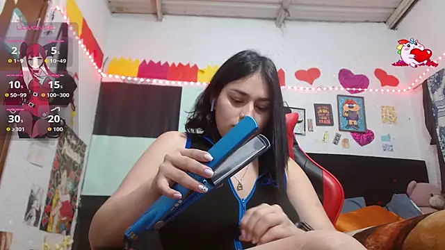 Saray extrovert  online show from 4, 2, 2026