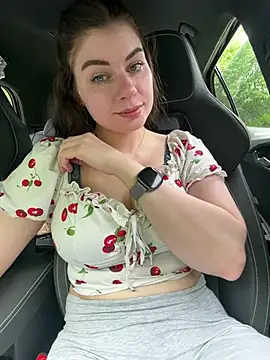 EllyNora online show from 4, 6, 2026