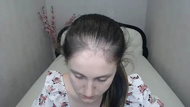 Snapshot of Holliy_Cooper chatting on 1, 7, 2026 Holliy Cooper online show from 1, 7, 2026