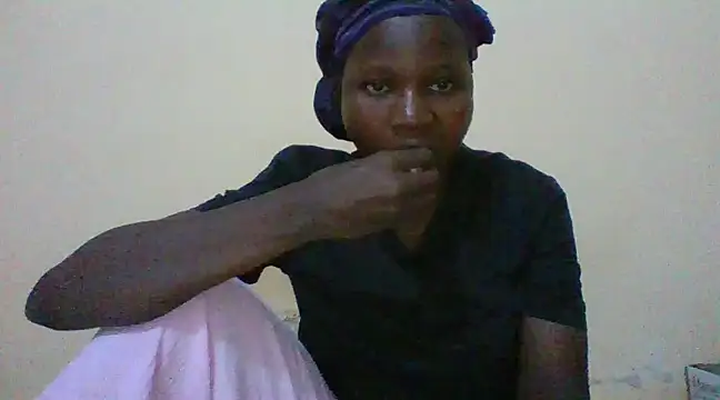 prettychic5 online show from 28, 1, 2025