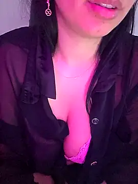 Snapshot of Zeina2024 chatting on 16, 4, 2026 Zeina2024 online show from 16, 4, 2026