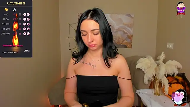 Snapshot of Sourr_Lollipop chatting on 26, 10, 2025 Sourr Lollipop online show from 26, 10, 2025