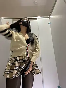 Asia-Lynn online show from 8, 1, 2025