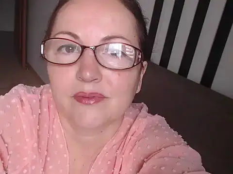 Snapshot of Alma44 chatting on 21, 5, 2026 Alma44 online show from 21, 5, 2026