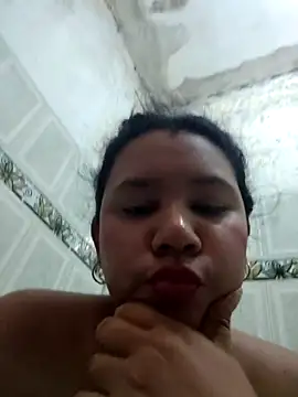 Snapshot of lucy_hairypussy83 chatting on 21, 11, 2025 lucy hairypussy83 online show from 21, 11, 2025