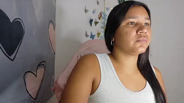 Snapshot of lucy_hairypussy83 chatting on 4, 12, 2025 lucy hairypussy83 online show from 4, 12, 2025