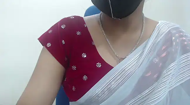 Lovely Siri 23 online show from 29, 1, 2025