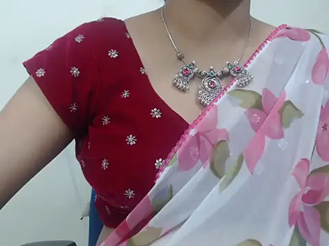 Lovely Siri 23 online show from 11, 9, 2025