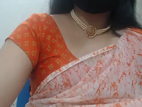 Lovely Siri 23 online show from 20, 7, 2026