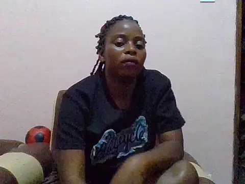 sweetbabra1 online show from 15, 4, 2026