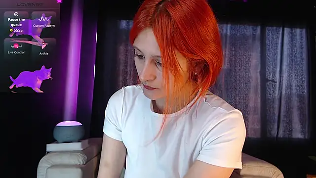 skinny Raven online show from 17, 9, 2025