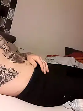 Snapshot of PIercingBoy38 chatting on 3, 2, 2025 PIercingBoy38 online show from 3, 2, 2025