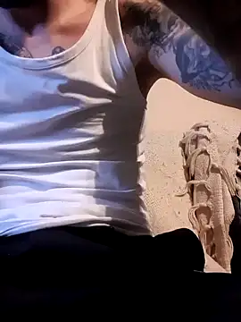 Snapshot of PIercingBoy38 chatting on 14, 2, 2025 PIercingBoy38 online show from 14, 2, 2025