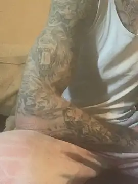 Snapshot of PIercingBoy38 chatting on 26, 2, 2025 PIercingBoy38 online show from 26, 2, 2025