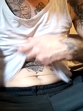 Snapshot of PIercingBoy38 chatting on 20, 10, 2025 PIercingBoy38 online show from 20, 10, 2025