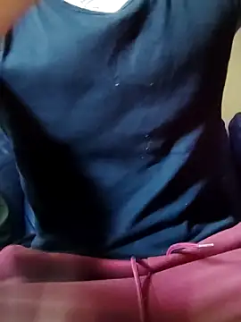 Snapshot of PIercingBoy38 chatting on 28, 10, 2025 PIercingBoy38 online show from 28, 10, 2025