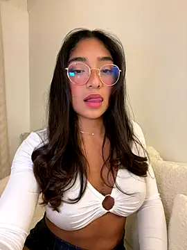 Bellafr online show from 17, 10, 2025