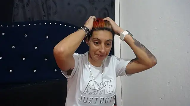 Snapshot of anyu1306 chatting on 10, 12, 2024 anyu1306 online show from 10, 12, 2024