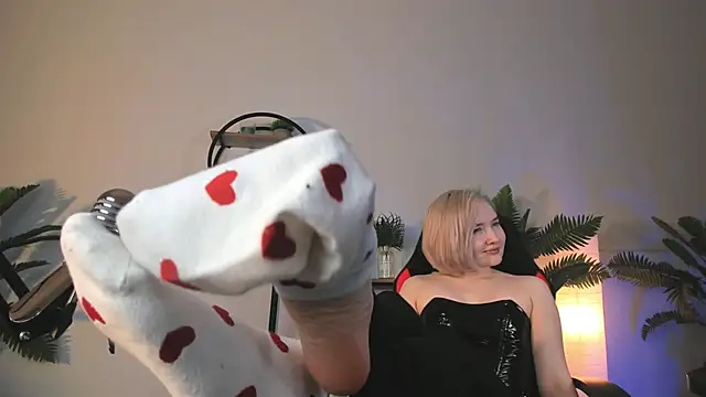 ReiYosimoto online show from 20, 12, 2024