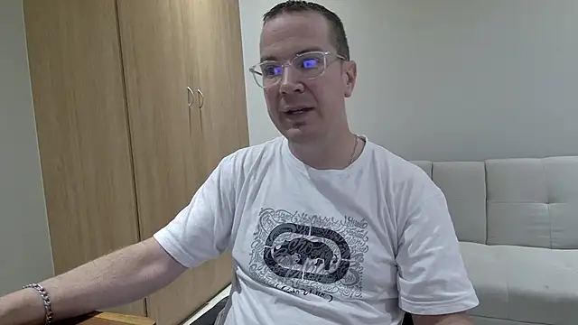 BrettJ81 online show from 23, 3, 2026