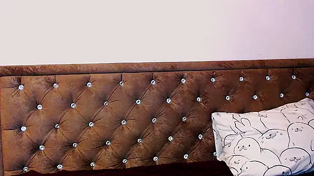 Sara4uu online show from 16, 11, 2025