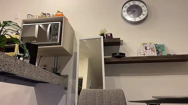 mommy nadin online show from 15, 2, 2025