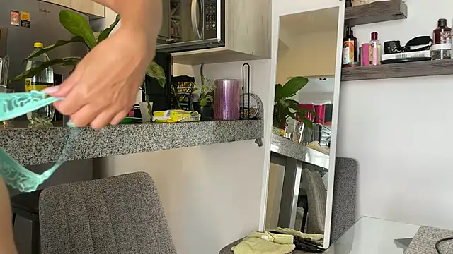 mommy nadin online show from 9, 3, 2025