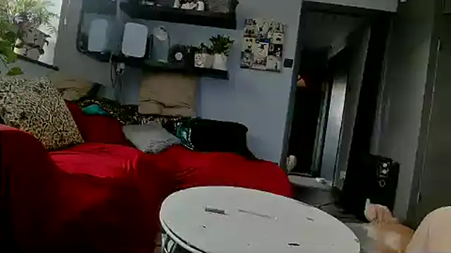 Snapshot of Degusta_avo chatting on 2, 12, 2024 Degusta avo online show from 2, 12, 2024