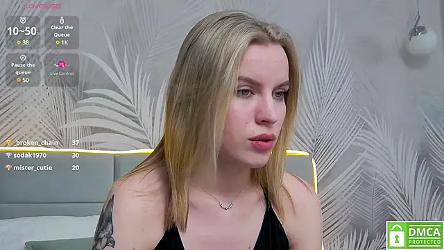 Snapshot of AmaliaBell chatting on 20, 12, 2024 AmaliaBell online show from 20, 12, 2024