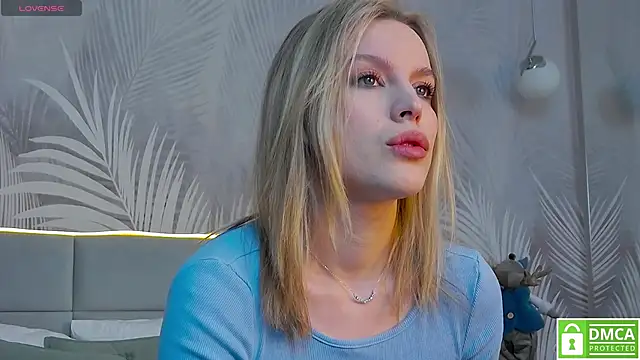Snapshot of AmaliaBell chatting on 23, 12, 2024 AmaliaBell online show from 23, 12, 2024