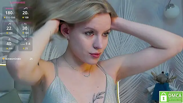 Snapshot of AmaliaBell chatting on 25, 12, 2024 AmaliaBell online show from 25, 12, 2024