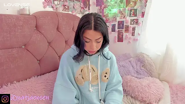 natalie jaensen online show from 14, 3, 2025