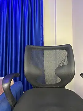 Snapshot of Bigbooob4 chatting on 12, 10, 2025 Bigbooob4 online show from 12, 10, 2025