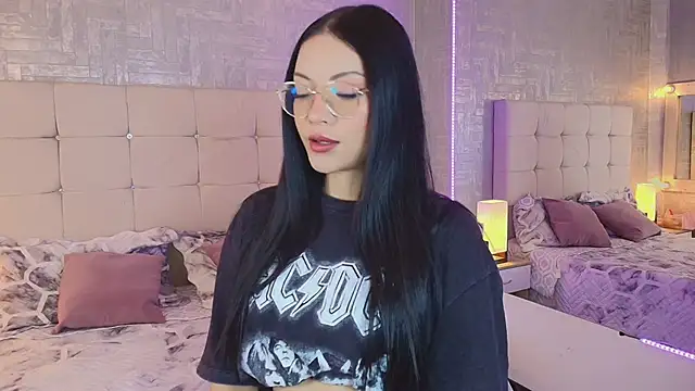 Snapshot of Baby_Venuss chatting on 20, 2, 2025 Baby Venuss online show from 20, 2, 2025