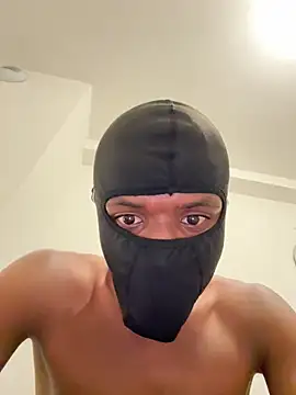 Snapshot of whose17 chatting on 14, 10, 2025 whose17 online show from 14, 10, 2025