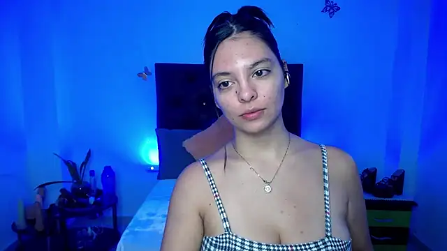 Snapshot of susan_smith18 chatting on 5, 3, 2025 susan smith18 online show from 5, 3, 2025