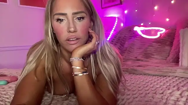 Fitnessbabe69 online show from 22, 2, 2026